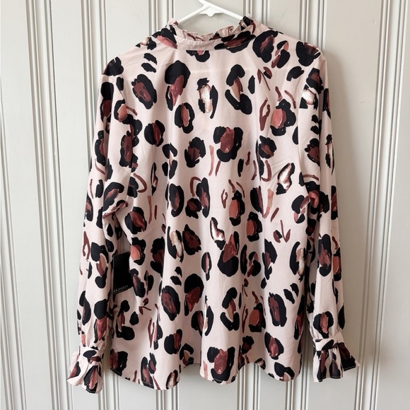 ELOQUII NWT Tan Animal Printed Button Down Shirt with Ruffle Neck Plus Size 16 - Picture 8 of 13